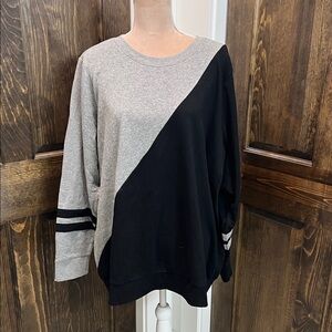 NWT Torrid Deep Black and Gray Cozy Fleece Sweatshirt